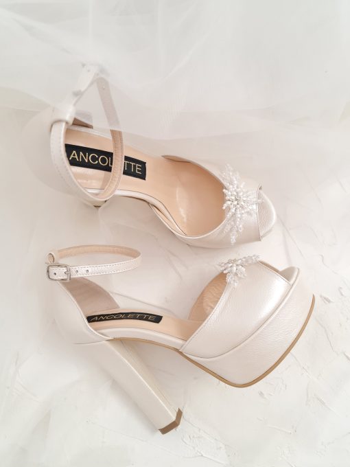 sandale mireasa cu accesorii