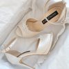 sandale mireasa crem cu accesorii